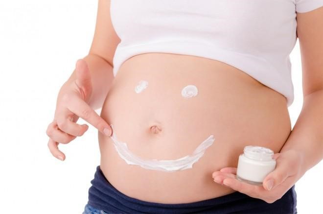 Dưỡng ẩm cho da là bước không thể thiếu
