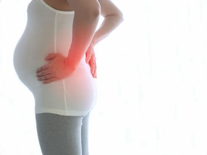 Thai càng lớn mẹ bầu càng bị đau lưng nhiều hơn