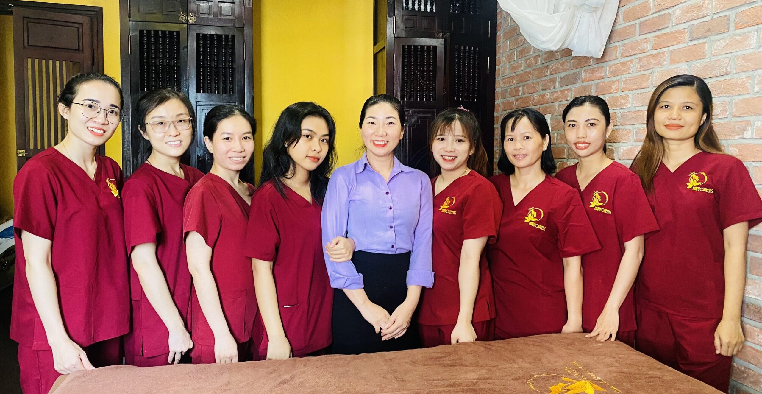 NatuQueen - Không chỉ là spa mà còn là hành trình yêu thương NatuQueen - Không chỉ là spa mà còn là hành trình yêu thương